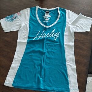 Harle Davidson Women's Large t-shirt